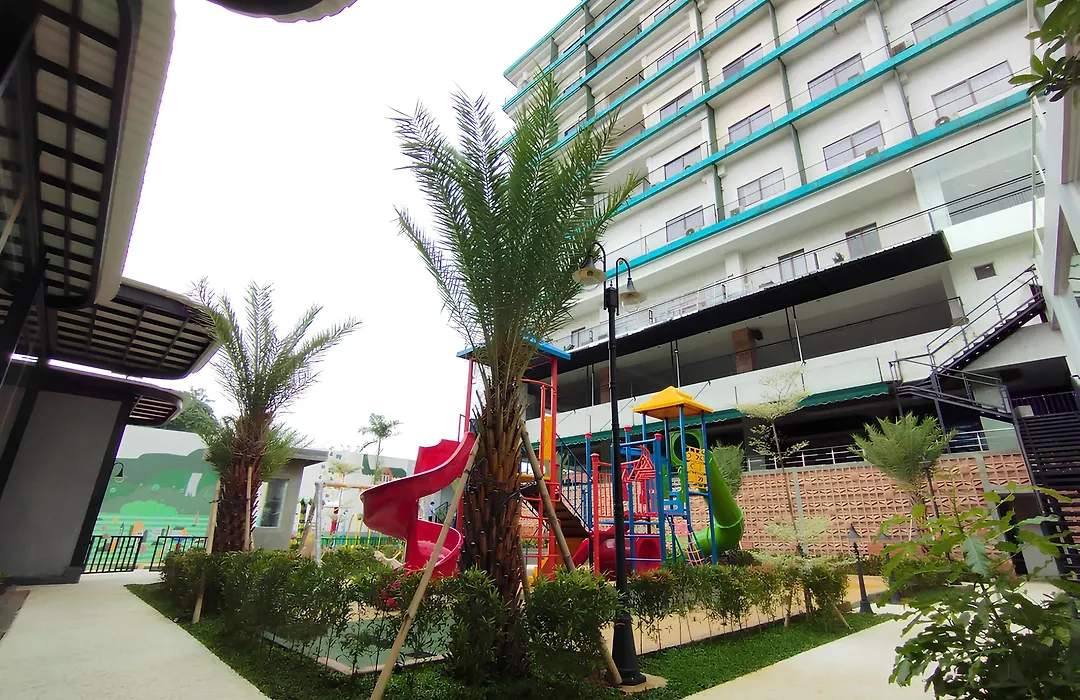 Hotel Gren Alia Tugu Tani-1