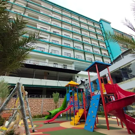 Hotel Gren Alia Tugu Tani-2